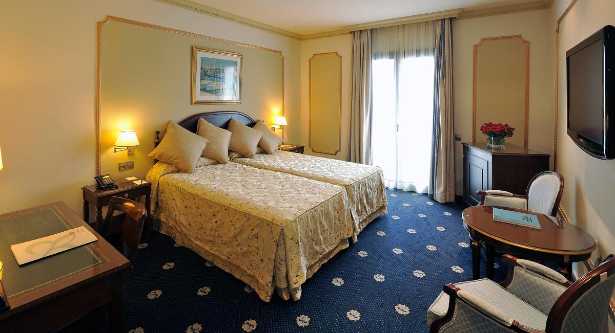 ברצלונה Hotel Roger De Lluria מראה חיצוני תמונה
