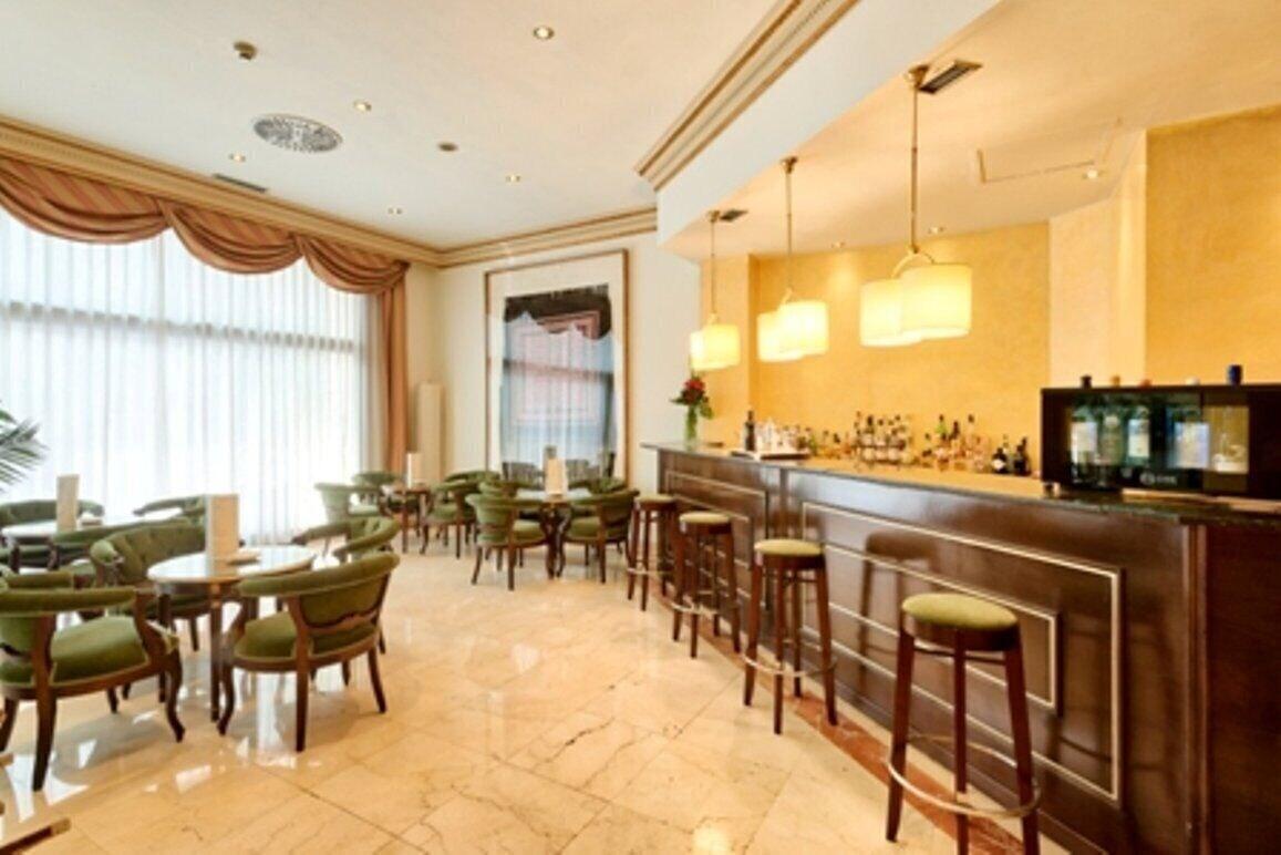 ברצלונה Hotel Roger De Lluria מראה חיצוני תמונה