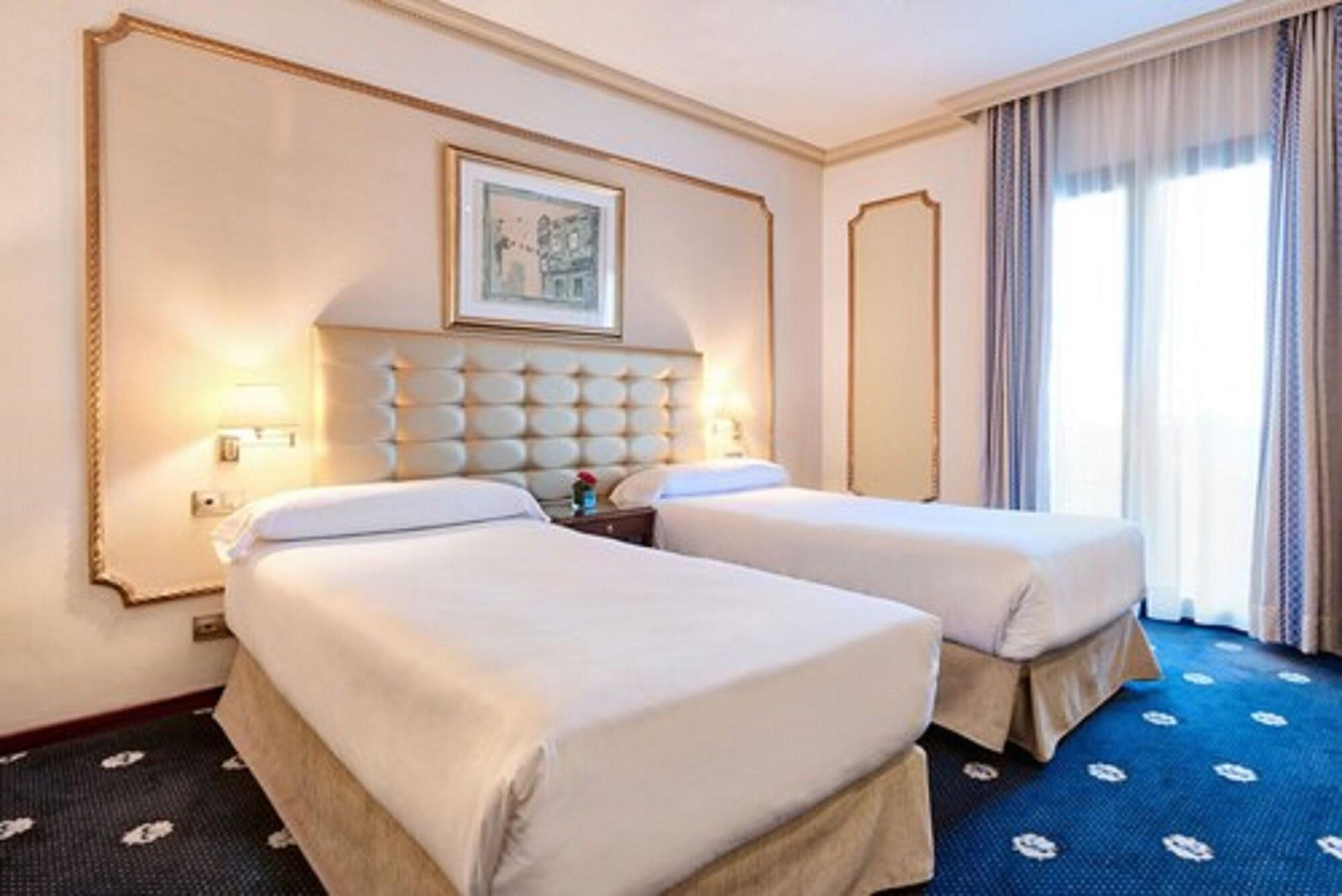 ברצלונה Hotel Roger De Lluria מראה חיצוני תמונה