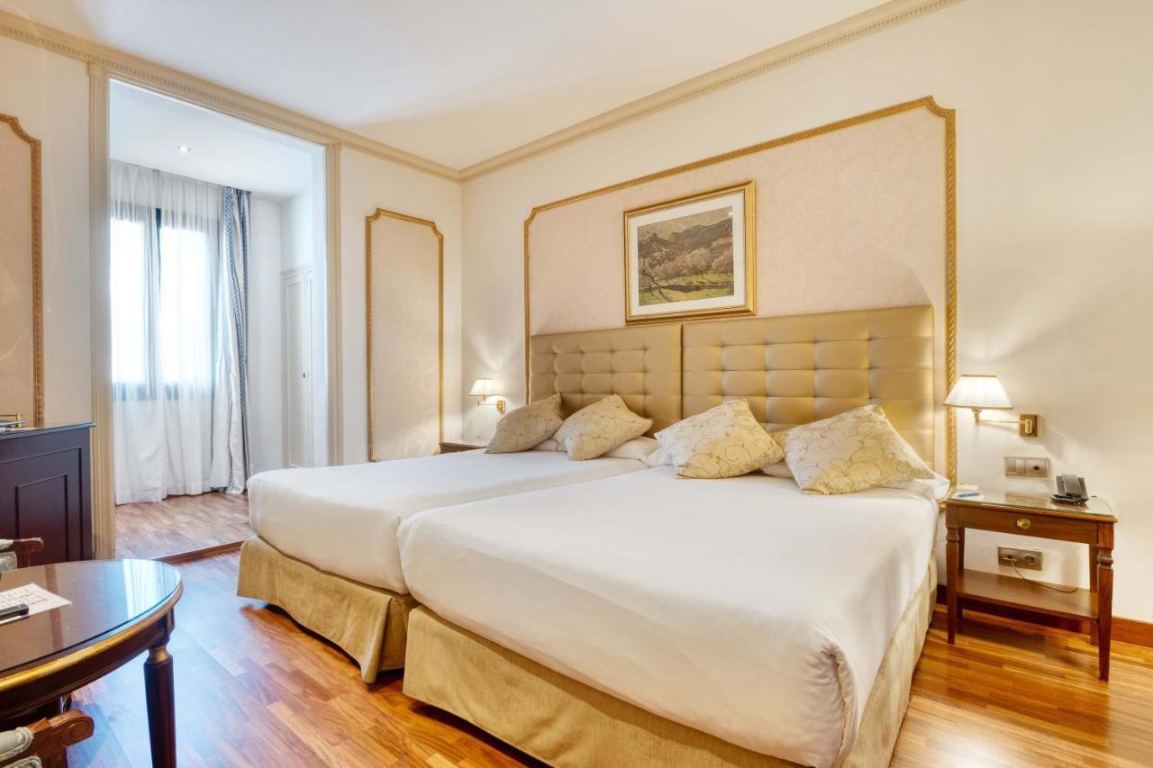 ברצלונה Hotel Roger De Lluria מראה חיצוני תמונה