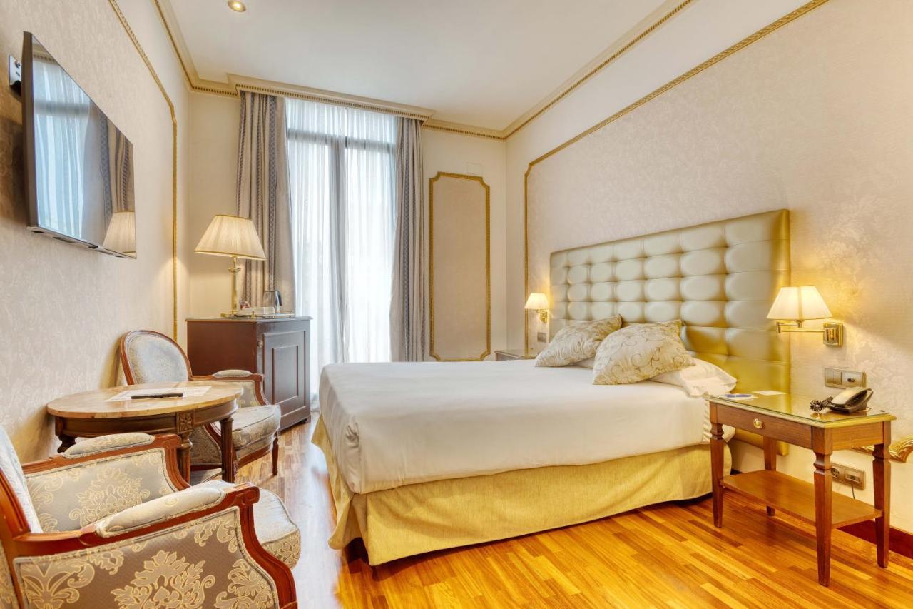 ברצלונה Hotel Roger De Lluria מראה חיצוני תמונה