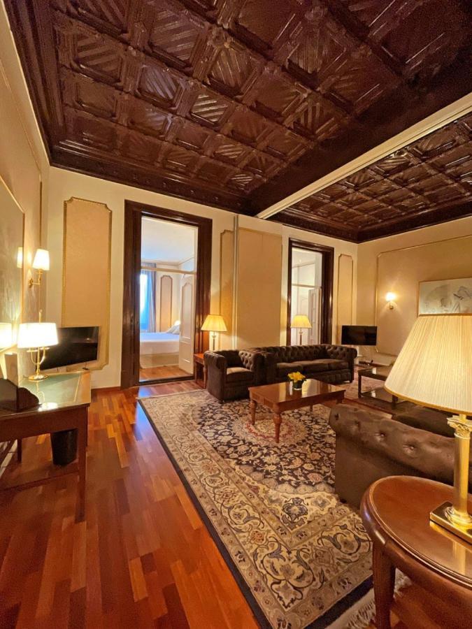 ברצלונה Hotel Roger De Lluria מראה חיצוני תמונה